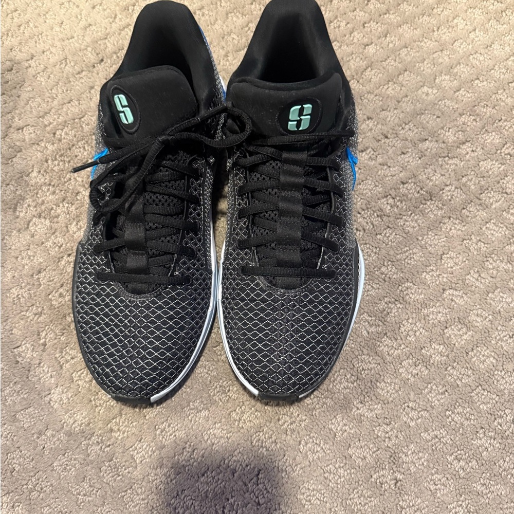 Nike Men's Gray and Blue Sneakers basketball ball - Picture 2 of 5